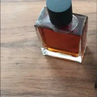 عطر ادکلن ۱۰۰ میل نیو نیوا معاوضه هم می کنم