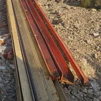 شاخه نبشی سایز 8طول 6متر .وزن57کیلو. پونک