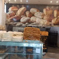 استخدام شاطر حرفه ای و بروز نان فانتزی  و وردست