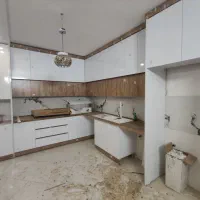 آپارتمان ۱۳۰ متری ۲ خواب پارکینگ آسانسور