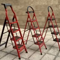 نردبان پله چهار پایه تاشو TRUEONE ترووان تمام فلزی