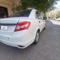 ساینا تکبرگ سند