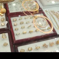 یه جفت گوشواره حلقه ای