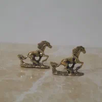 دو عدد اسب کوچک دونده برنز