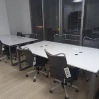 میز مهندسی و صندلی چرخدار
