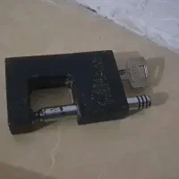قفل کتابی