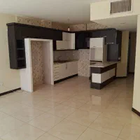 آپارتمان همکف سروش ۹۵ متر