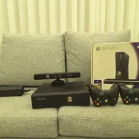 xbox360 s در حد نو،  بسیار کم کارکرد