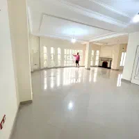 واحد ۱۲۷متری سه بر شفا ساختمان ۳طبقه با پارکینگ
