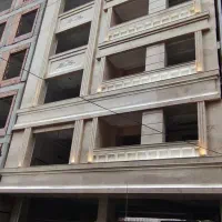 یک نفر کارگر کاری و خوش اخلاق میخوام