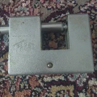 قفل کتابی