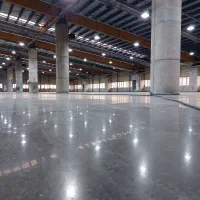 کف سالن تولید، پارکینگ ها، کارخانه ها