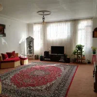 به دو همخونه خانم نیاز دارم اجاره کمتر شه. خانمم