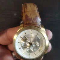 دو عدد ساعت اصلی