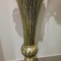 گل وگلدان