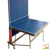 میز پینگ پنگ چرخ دار همراه با گیره انبری و تور