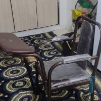 صندلی نماز سیار چرم قهوه‌ای جکدار