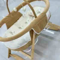 گهواره و‌تخت کنار مادر قیمت ۸‌میلیون