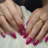 (مدل ناخن و لیفت و لمینیت مژه و ابرو میخوام )