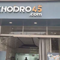 نیروی خانم نمایندگی خودرو ۴۵