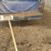 کود حیوانی کهنه تحویل سر زمین