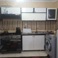 کابینت فلزی تمیز