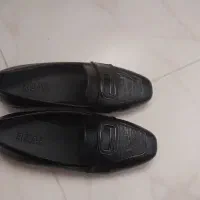 کفش|کیف، کفش، کمربند|بادرود, |دیوار