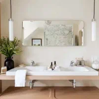 نظافتچی،خدمتکارخصوصی وشخصی اقا هستم ۳۳ساله
