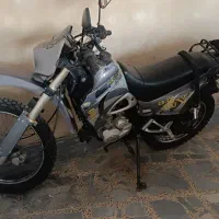 تریل پیشرو زیپ استار ۲۰۰