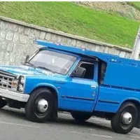 باربری. حمل بار. نیسان. با کارگر