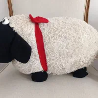 عروسک گوسفند زیبا