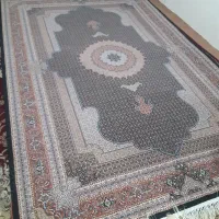 فرش ۶ متری ۷۰۰ شانه ۱۰۰ درصد اکرولیک در حد نو