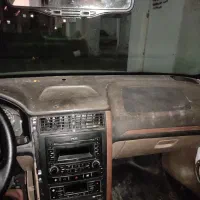 پوسته داشبورد سناتوی .قاب ستون .چراغ