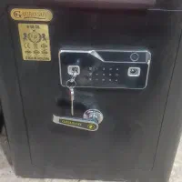 گاوصندوق مدل ۶۲۰اثرانگشتی ورمز دیجیتال