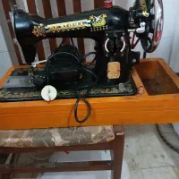 چرخ خیاطی قدیمی با پدال