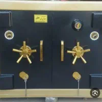 گآوصندوق اسانسوری زیر ویترینی طلا فروشی