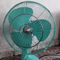 نوستالوژی پنکه عتیقه خوشرنگ سالم برای ۶۰ سال پیش