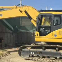 بیل مکانیکی  کوماتسو pc220