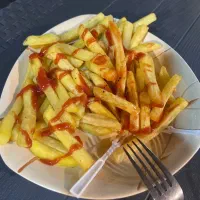 آشپز یا کمک آشپز فست فود