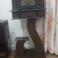 رادیو گرام به همراه میز