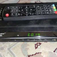گیرنده دیجیتال با کنترل و کابل HDMI و AV