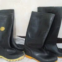 چکمه نو نو