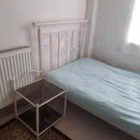 تخت یک نفره همراه تشک وسرتختی