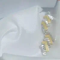 بدنبال گوشواره طلا