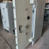 گاوصندوق ایستاده مناسب بانک وطلا فروشی