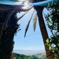 1000m . اهل بیت . درب از حیاط