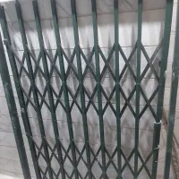 حفاظ درب آکاردئونی ریلی