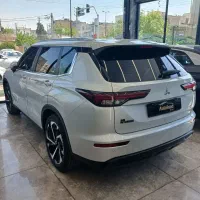 میتسوبیشی اوتلندر ۲۰۲۳در اوتو لند غرب