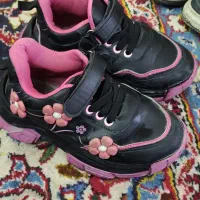 کفش بچگانه
