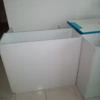 نیمکت و جعبه جلو چرخی